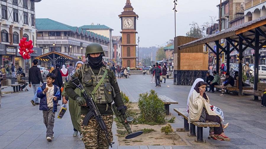 <div class="paragraphs"><p>A CRPF personnel&nbsp;patrolling the market area at Lal Chowk in Srinagar, Jammu and Kashmir.</p></div>