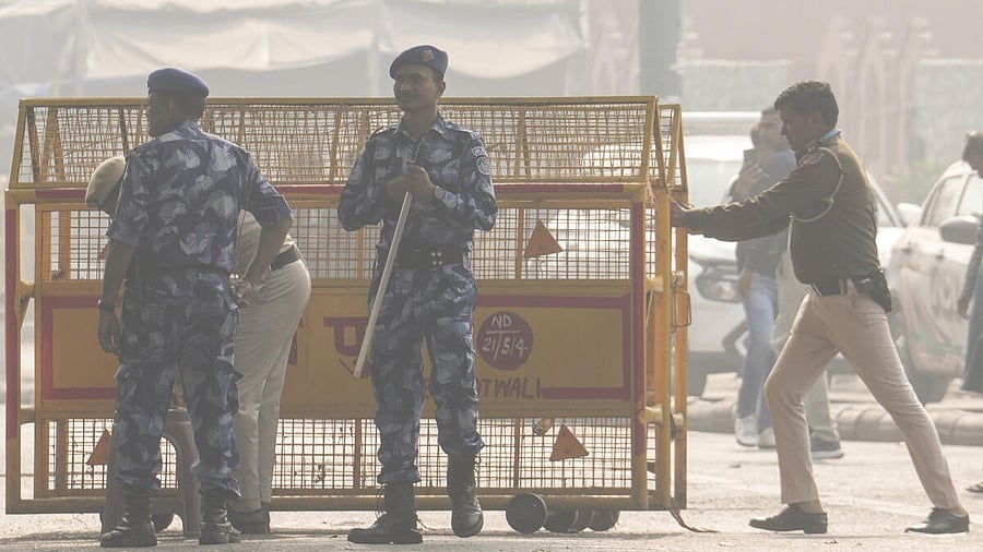 <div class="paragraphs"><p>Security personnel keep vigil in a cordon off area near Red Fort after a blast on Monday in New Delhi, Wednesday, Nov. 12, 2025.</p></div>