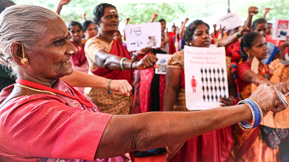 Bengaluru Workers' Unions Pledge Continued Struggle After Supreme Court Minimum Wage Setback