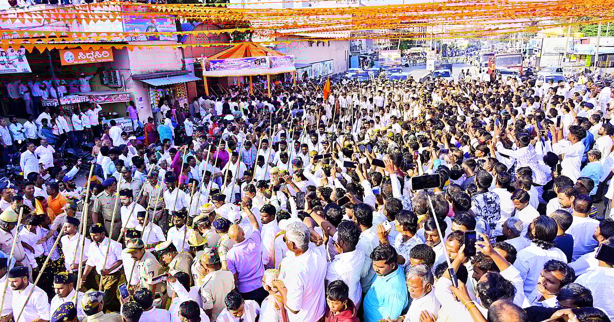 RSS Route March Held Peacefully in Chittapur Amid Heavy Security