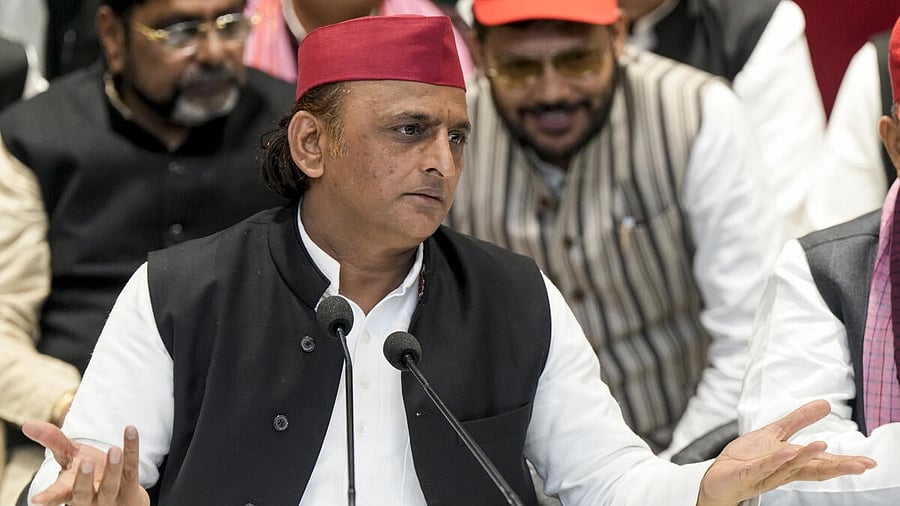 <div class="paragraphs"><p>Samajwadi Party President Akhilesh Yadav addresses a press conference, at party office in Lucknow.</p></div>