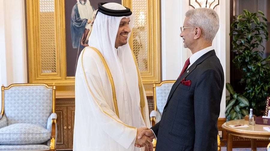 <div class="paragraphs"><p>EAM S Jaishankar along with&nbsp;Qatar’s Prime Minister &amp; Foreign Minister Mohammed bin Abdulrahman bin Jassim Al Thani.</p></div>