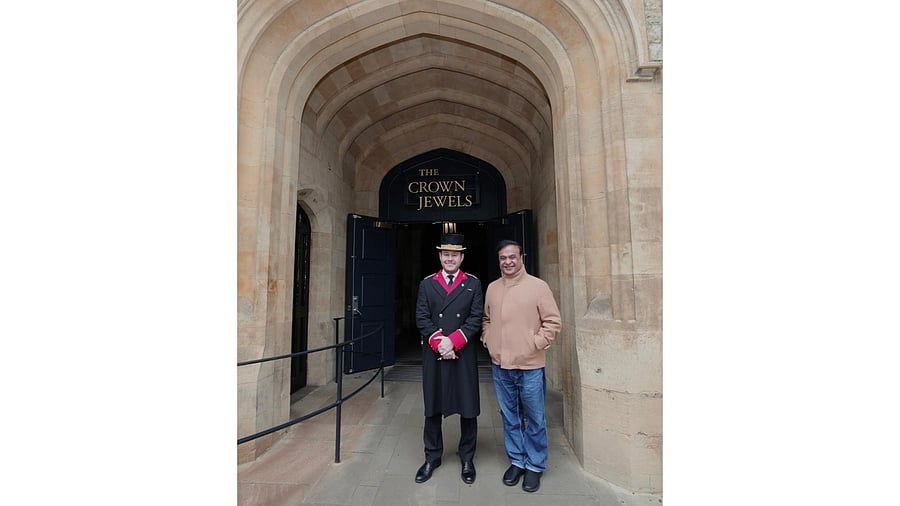 <div class="paragraphs"><p>Assam CM Himanta Biswa Sarma in London.</p></div>