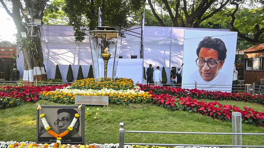 <div class="paragraphs"><p> 13th death anniversary of Shiv Sena founder Bal Thackeray at Shivaji Park, Dadar, in Mumbai.</p></div>