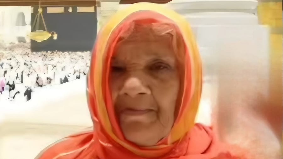 <div class="paragraphs"><p>The 80-year-old woman has been identified as Rahmat Bee.</p></div>