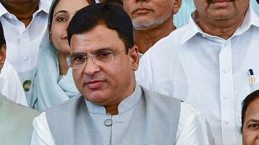 <div class="paragraphs"><p>Minister of State for Finance Ashish Jaiswal arrive to present the state Budget </p></div>