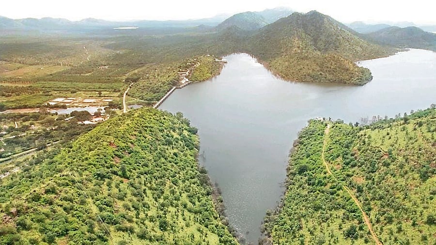 <div class="paragraphs"><p>An aerial view of V V Sagara reservoir, resembling the map of India.&nbsp;</p></div>
