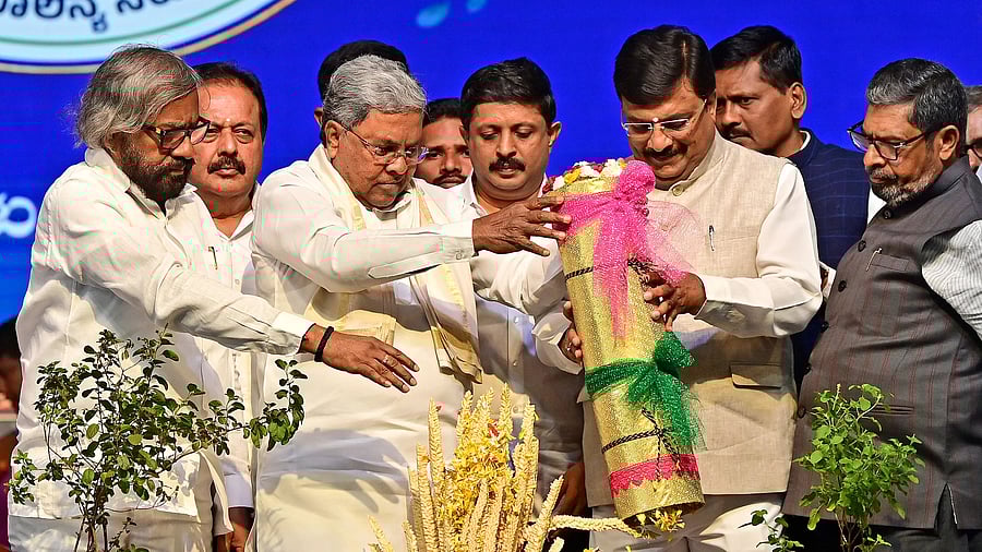 <div class="paragraphs"><p>Chief Minister Siddaramaiah inaugurates the golden jubilee of the Karnataka State Pollution Control Board in Bengaluru on Wednesday. Board Chairman P M Narendraswamy and Forest Minister Eshwar Khandre are seen. </p></div>
