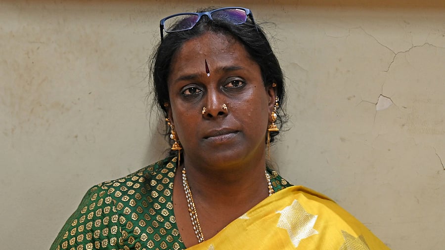 <div class="paragraphs"><p>Akkai Padmashali</p></div>