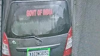 <div class="paragraphs"><p>The Grey Metallic Toyota Innova used by the robbers to intercept and rob the cash van. It bore a registration number belonging to a Maruti Suzuki Swift VDI.</p></div>