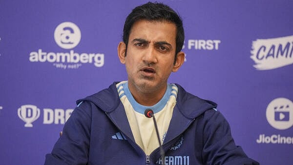 <div class="paragraphs"><p>Gautam Gambhir</p></div>