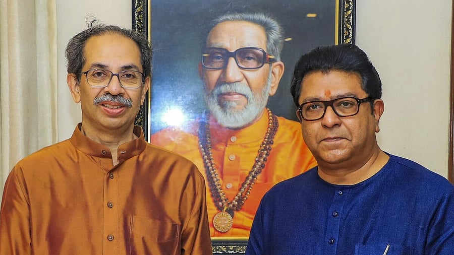 <div class="paragraphs"><p>Shiv Sena (UBT) chief Uddhav Thackeray with Maharashtra Navnirman Sena President Raj Thackeray during the former's birthday celebration.</p></div>