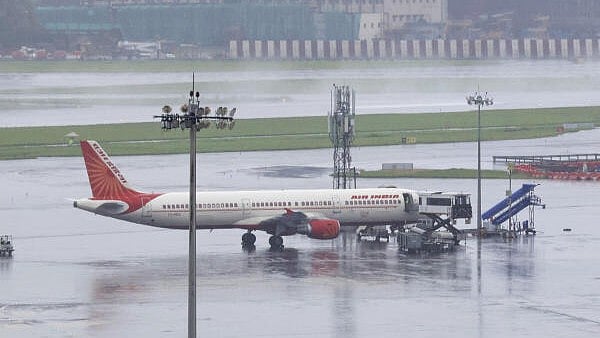 <div class="paragraphs"><p>An Air India aircraft</p></div>