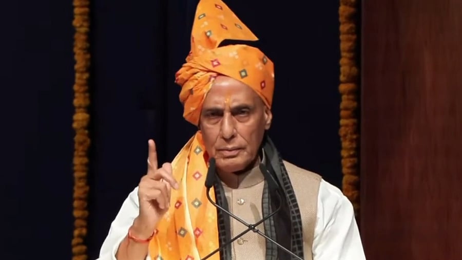 <div class="paragraphs"><p>Defence Minister Rajnath Singh addressing at the International Gita Conference held in Kurukshetra (Haryana).</p></div>
