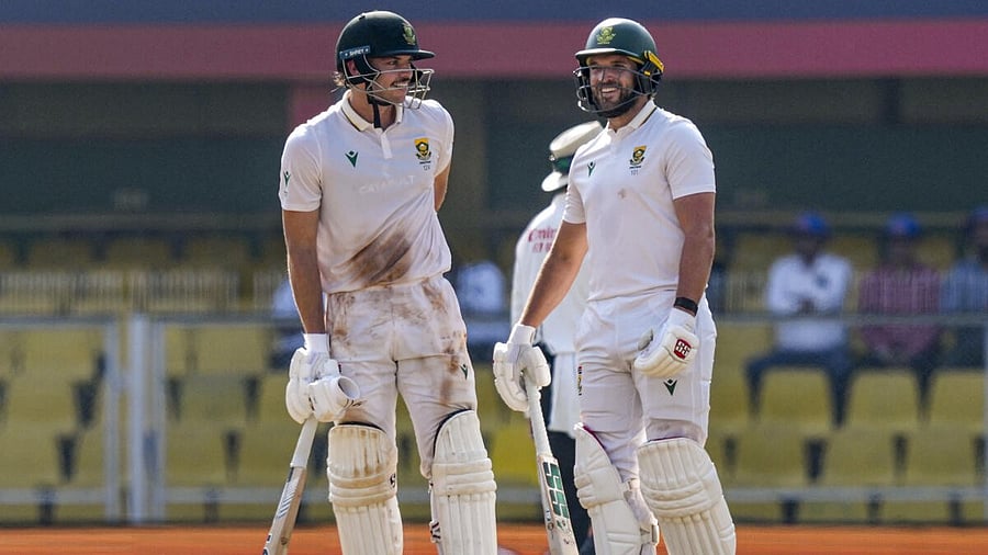 <div class="paragraphs"><p>Tristan Stubbs (left) and Wiaan Mulder during a mid-wicket conference.&nbsp;</p></div>