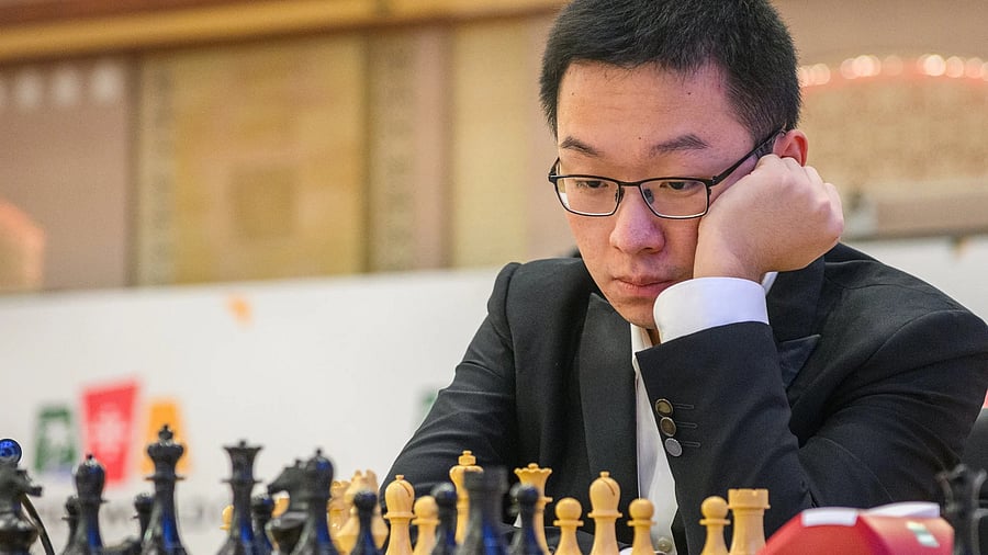 <div class="paragraphs"><p>GM Wei Yi (in pic) and Javokhir Sindarov will play a tie-break under the rapid and blitz format for the FIDE World Cup crown. </p></div>