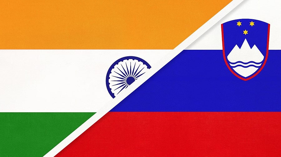 <div class="paragraphs"><p>National flags of India and Slovenia.</p></div>