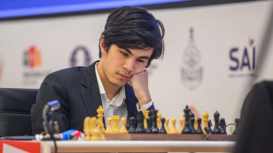 <div class="paragraphs"><p>Uzbekistan's GM Javokhir Sindarov defeated China's Wei Yi in the final tie-break 1.5-0.5 at the FIDE World Cup in Goa. </p></div>
