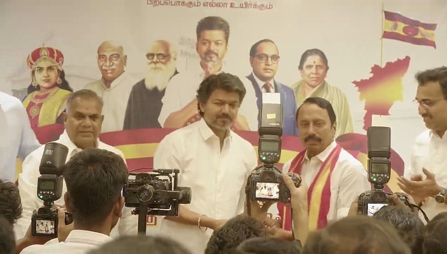 <div class="paragraphs"><p>TVK chief&nbsp;Vijay welcoming K A Sengottaiyan into to the party fold in Chennai on Thursday.&nbsp;</p></div>