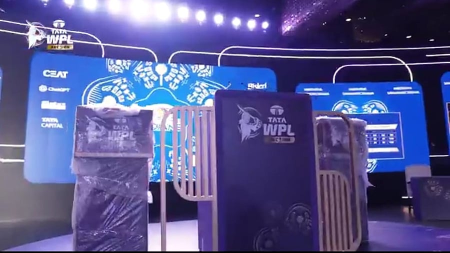 <div class="paragraphs"><p>Cricket fans will have multiple ways to follow the action live.</p></div>