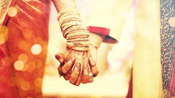 <div class="paragraphs"><p>Married cop caught tying knot with another woman in Rajasthan, police stops ceremony.</p></div>