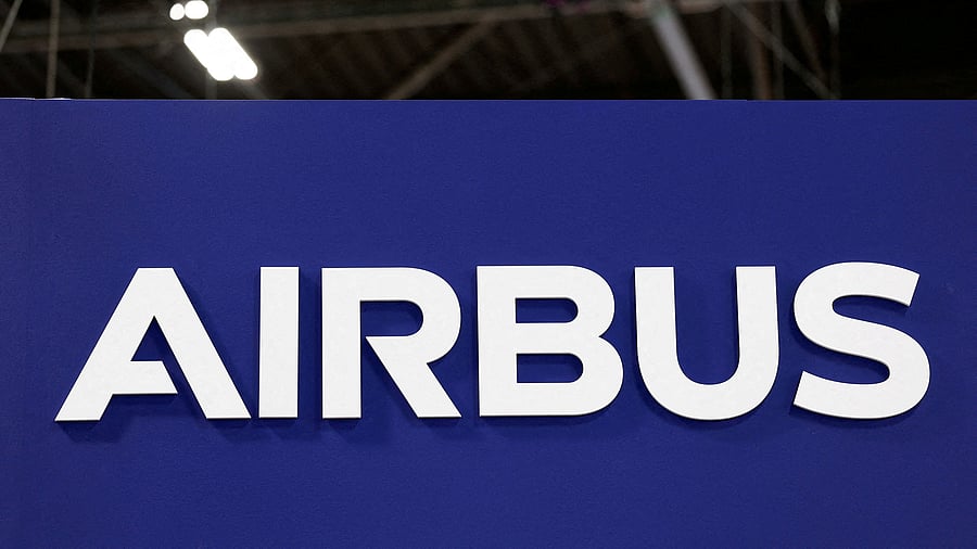 <div class="paragraphs"><p>The Airbus logo.</p></div>