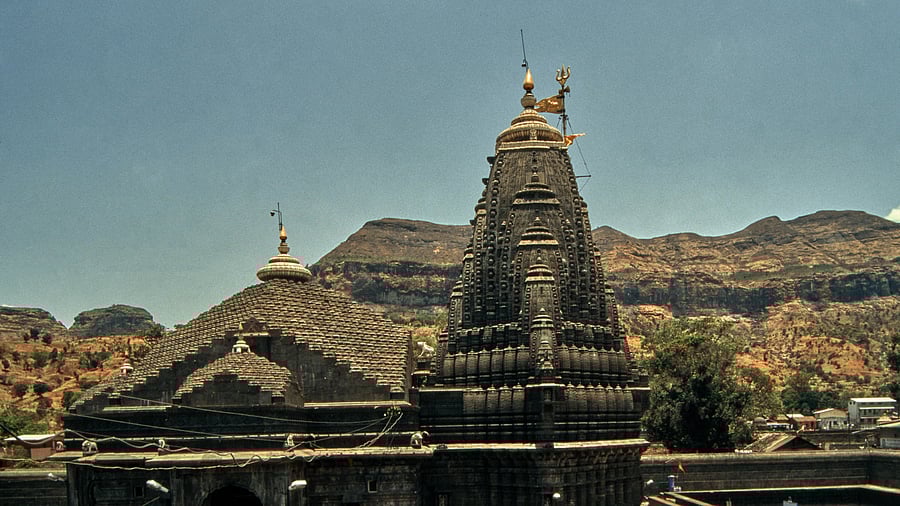 <div class="paragraphs"><p>Trimbakeshwar temple.</p></div>