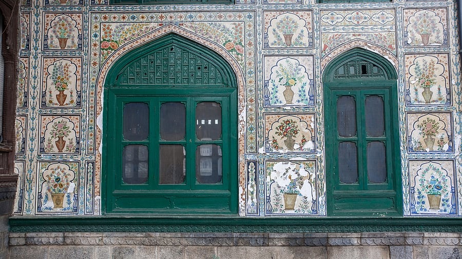 <div class="paragraphs"><p>Representative image of a mosque in Kashmir</p></div>
