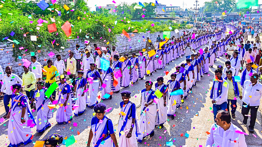 <div class="paragraphs"><p>Members of Dalit organisations take out a rally in Chittapur of Kalaburagi district on Monday.</p></div>