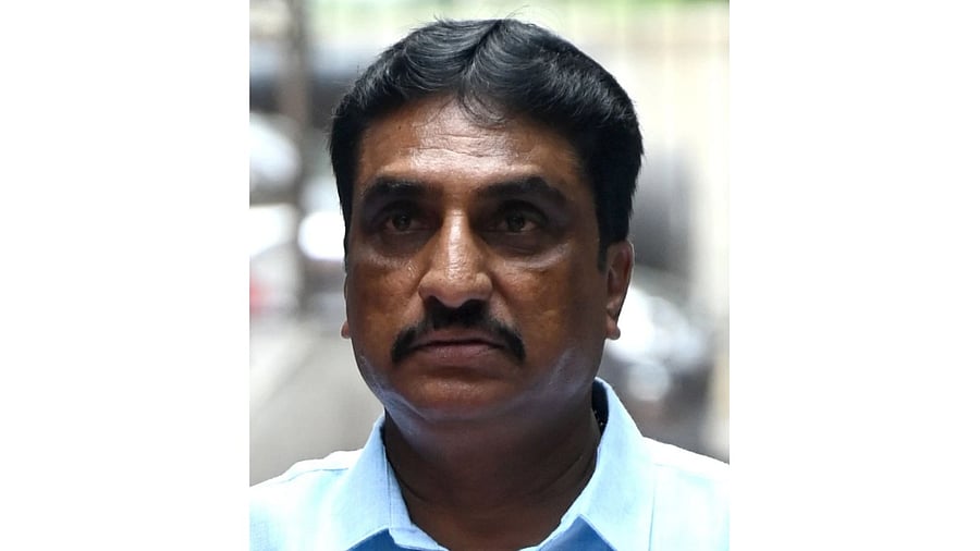 <div class="paragraphs"><p>N R Ramesh</p></div>