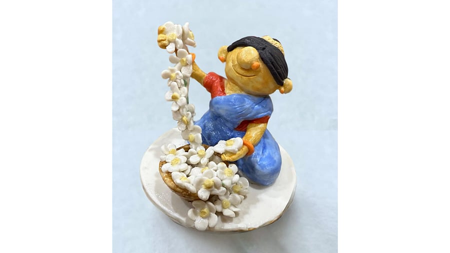 <div class="paragraphs"><p>Angeline S Pradhan will showcase miniatures.</p></div>