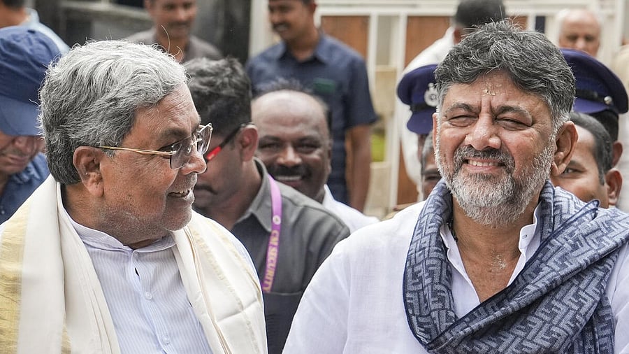 <div class="paragraphs"><p>Karnataka Chief Minister Siddaramaiah and state Deputy Chief Minister DK Shivakumar speak to the media after second round of breakfast meeting amid leadership tussle in the state, in Bengaluru</p></div>