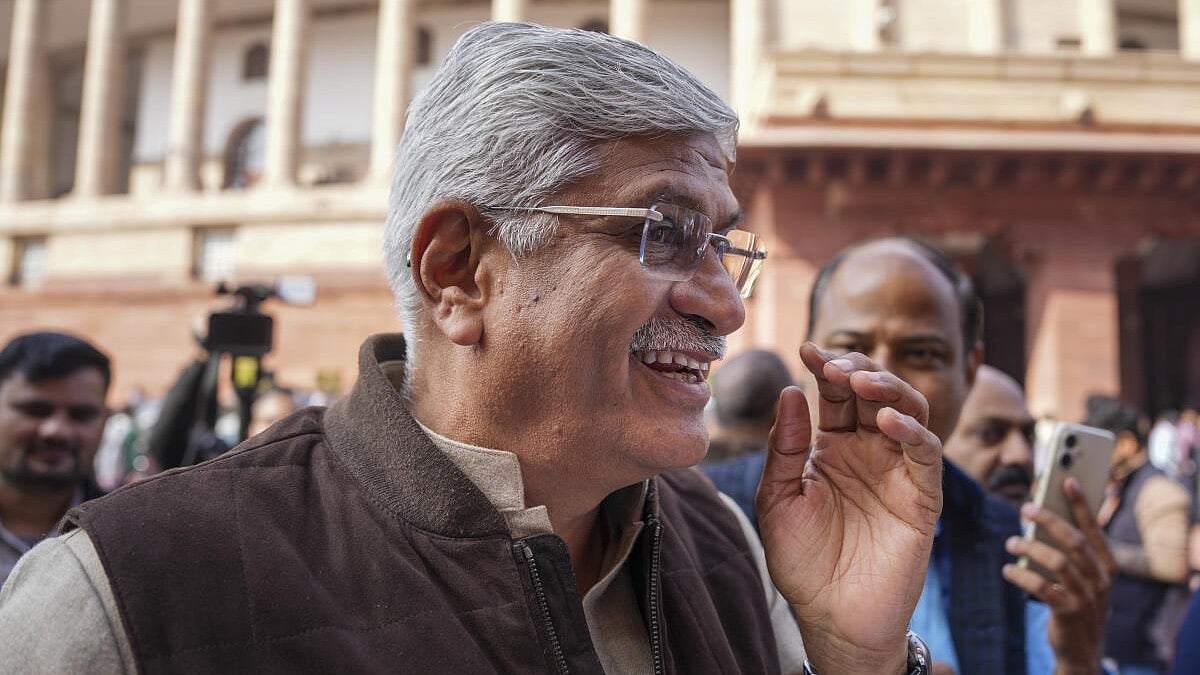 Shekhawat Questions Gandhi's Mental Health Over 'Sold Out Country' Trade Deal Remarks