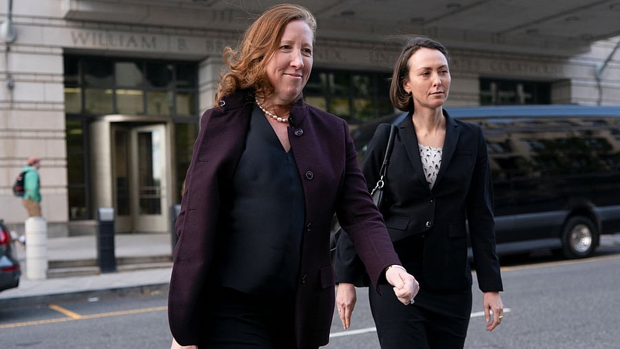 <div class="paragraphs"><p>Jennifer Newstead</p></div>