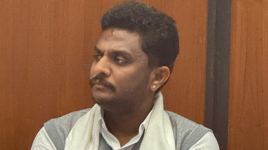 <div class="paragraphs"><p>Hassan MP Shreyas Patel </p></div>