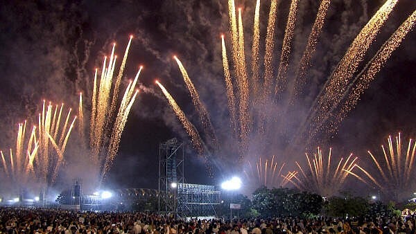 <div class="paragraphs"><p>Firecrackers light up the sky during the ‘Pramukhvarani Amrit Mahotsav’ organized by BAPS Swaminarayan Sanstha, in Ahmedabad.</p></div>