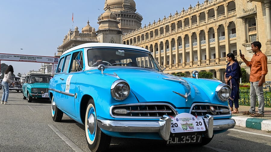 <div class="paragraphs"><p>Vintage cars at the drug-free Karnataka rally, organised at the Vidhana Soudha on Sunday. </p></div>