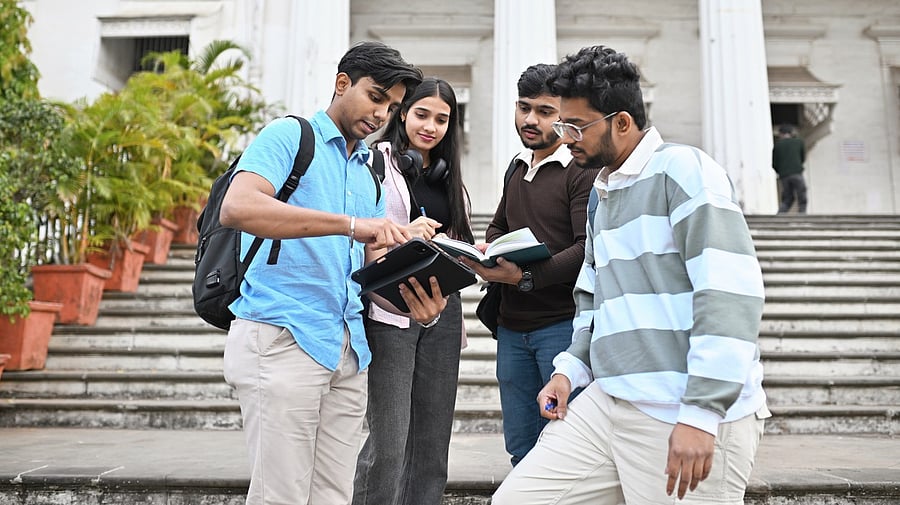 <div class="paragraphs"><p>Representative image showing college students</p></div>