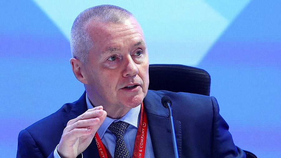 <div class="paragraphs"><p>Willie Walsh.</p></div>