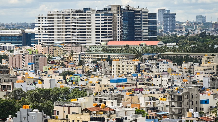 Arbitrary fines and penalties are imposed on residents due to the lack of a clear regulatory framework, say experts. DH PHOTO/PUSHKAR V