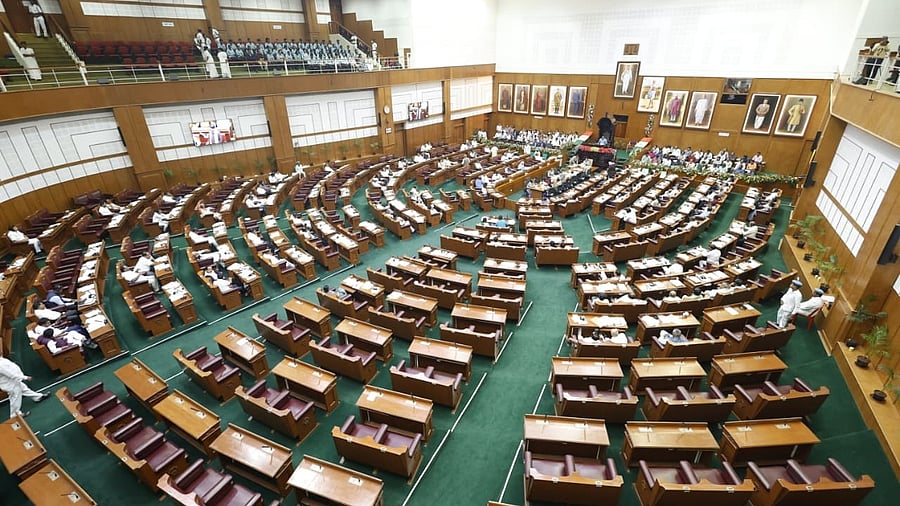 <div class="paragraphs"><p>The government tabled 11 more Bills, including one to amend the Drugs and Cosmetics Act.</p></div>