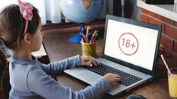 <div class="paragraphs"><p>Australia has ordered 10 major platforms to block around one million users under the age of 16 or face massive fines.</p></div>