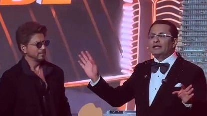 <div class="paragraphs"><p>At an event held on late Tuesday at the Dubai Exhibition Centre, attended by Shah Rukh Khan, Danube group Founder and Chairman Rizwan Sajan announced that the tower has been completely sold out.</p></div>