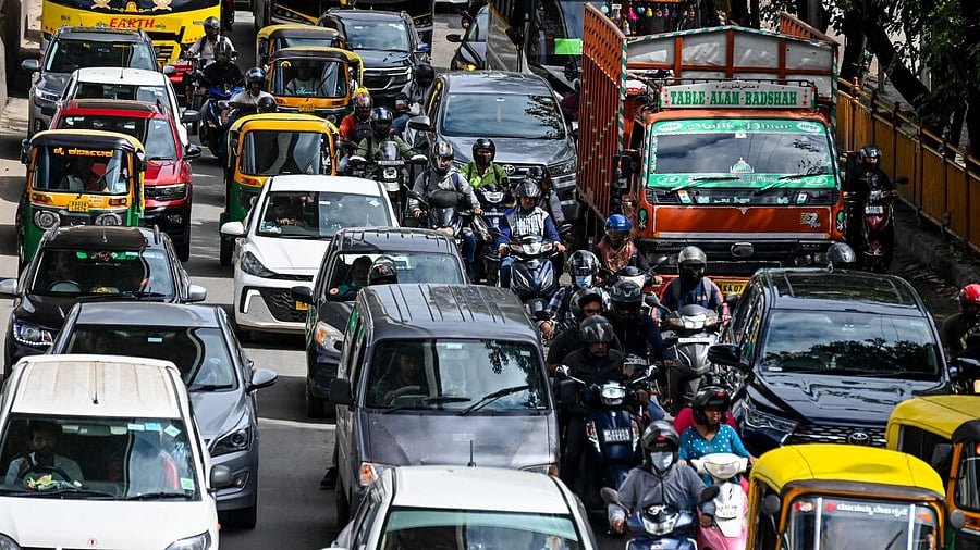 <div class="paragraphs"><p>Slow moving traffic near Marathahalli bridge. </p></div>