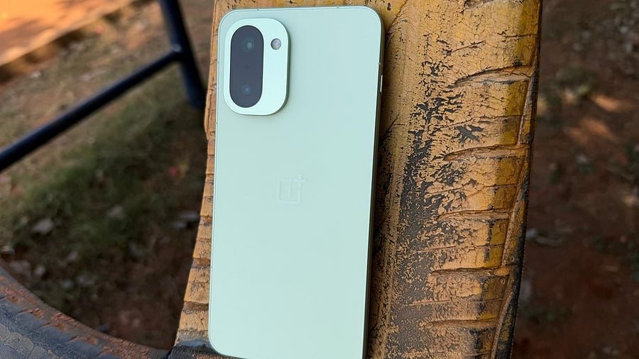 <div class="paragraphs"><p>OnePlus 15R.</p></div>