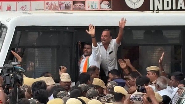 <div class="paragraphs"><p>Video screengrab</p></div>