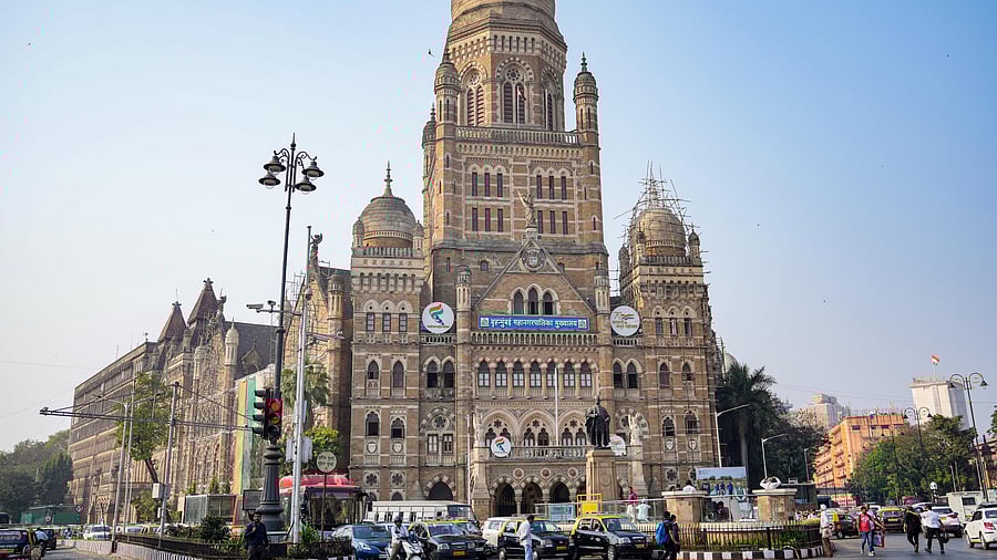 <div class="paragraphs"><p>The Brihanmumbai Municipal Corporation building in Mumbai.</p></div>