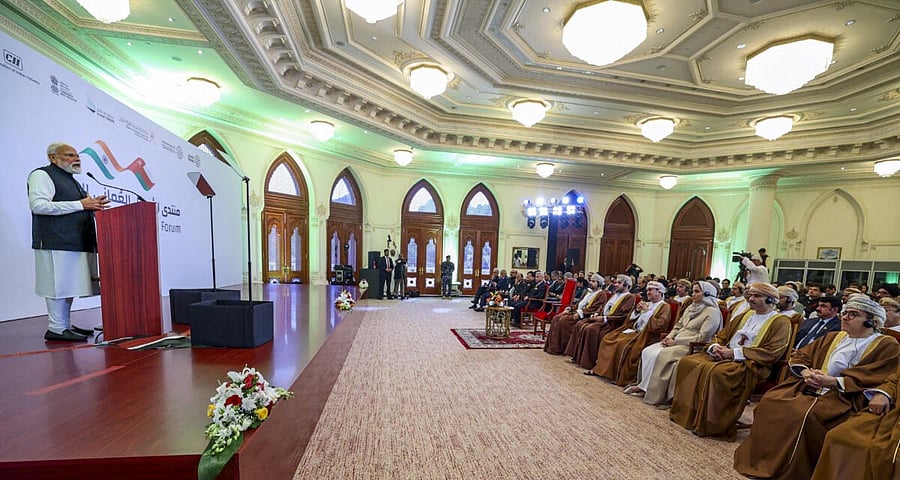 <div class="paragraphs"><p>Prime Minister Narendra Modi addresses the Oman-India Business Forum, in Muscat, Oman.</p></div>