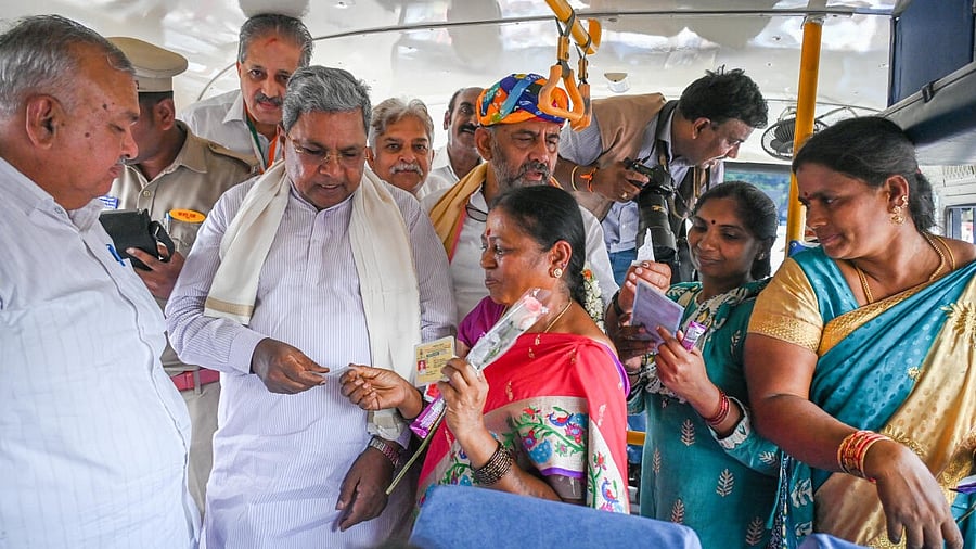 <div class="paragraphs"><p>Siddaramaiah, chief minister, D K Shivakumar, DyCM issuing free bus tickets to women after inaugurates Shakti scheme for women free bus travelling at Kempegowda KSRTC bus stand in Majestic, Bengaluru.</p></div>