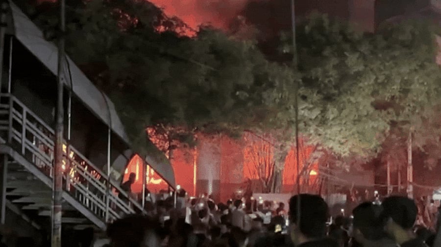 <div class="paragraphs"><p>Visuals from the protest in Bangladesh</p></div>